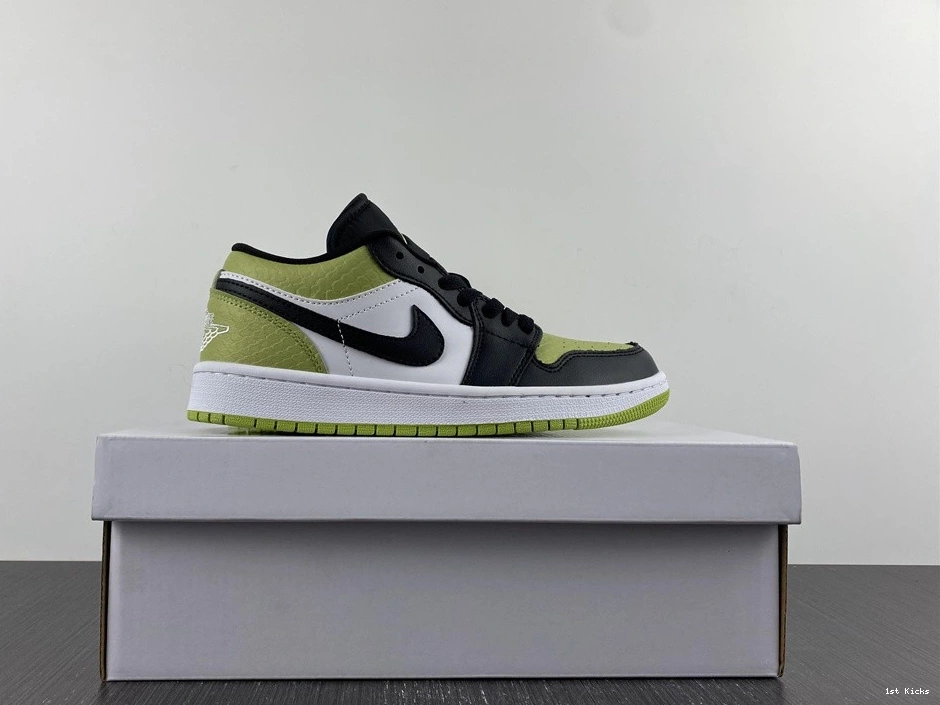 Green Snakeskin DX4446-301 Vivid Jordan (W) 1 Low - 1012